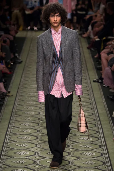 Look 63